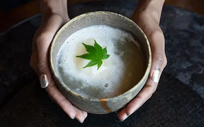 A MODERN TASTE OF KINTSUGI