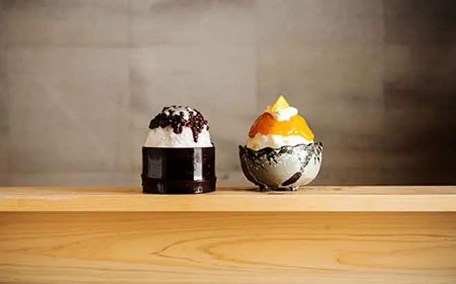 METICULOUSLY SELECTED SWEETS & DELICACIES