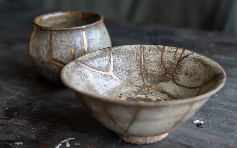 A MODERN TASTE OF KINTSUGI