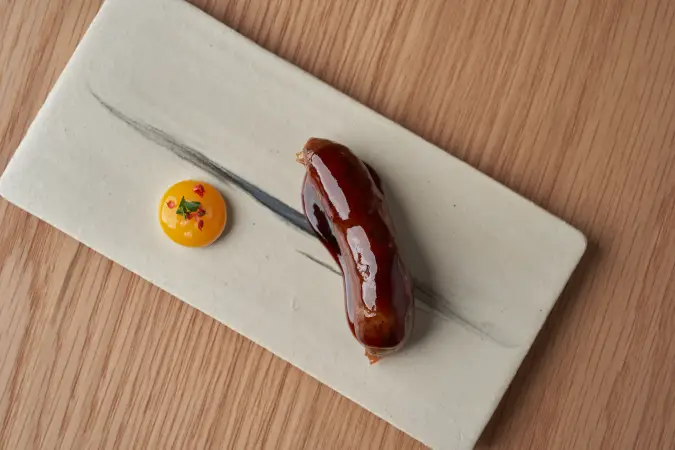 <p>Sustainable French Cuisine in the Heart of Ginza</p>