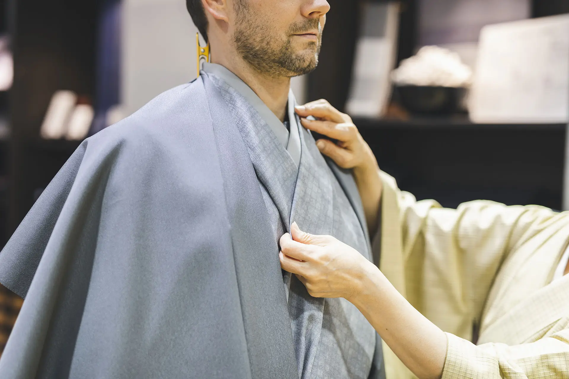 Fitting kimono at Ginza Motoji