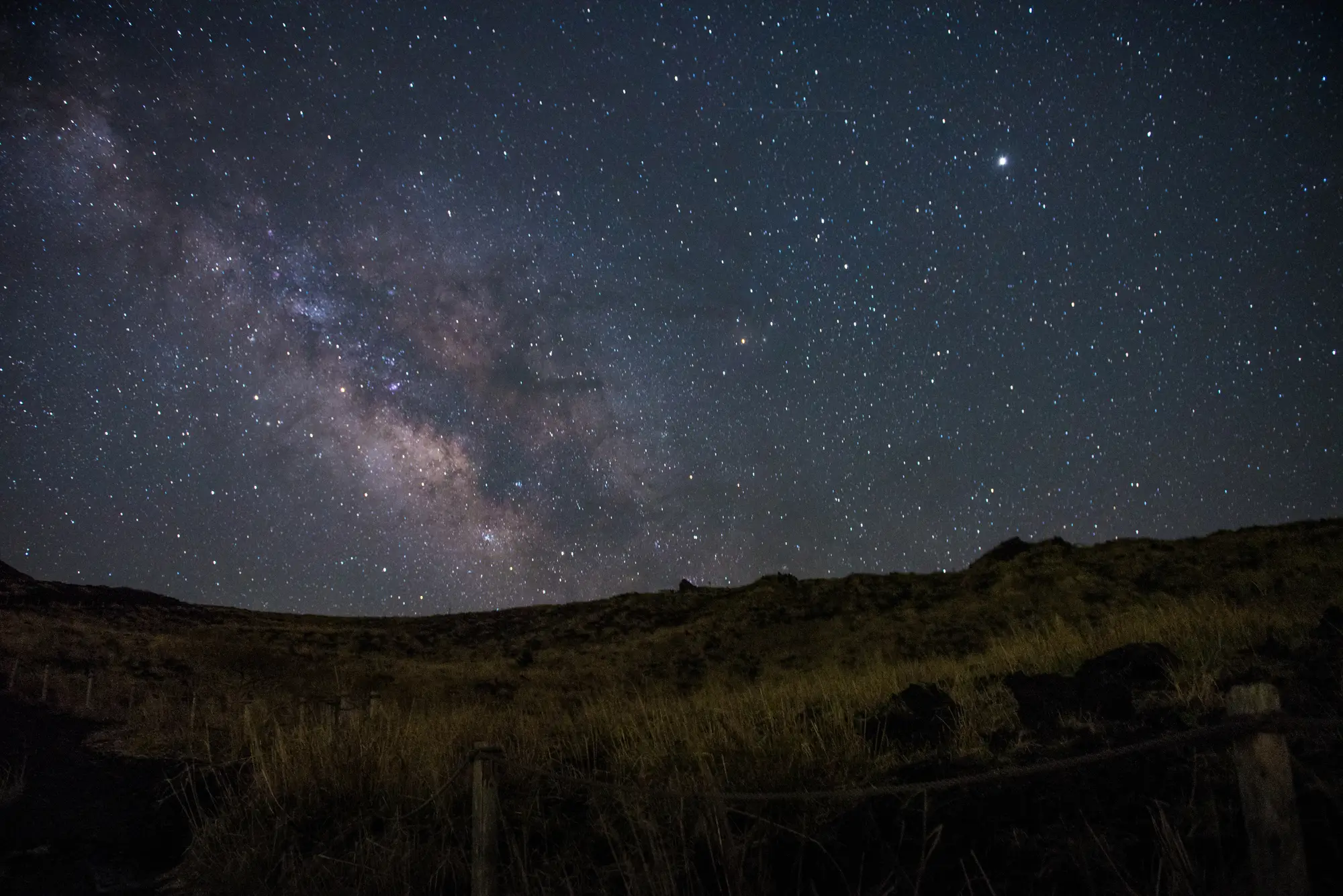 <p>Starry Skies of    Tokyo’s Isles</p>